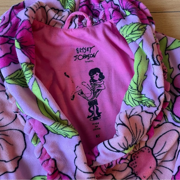 Betsey Johnson Pink and Green Floral Robe - Picture 2 of 4